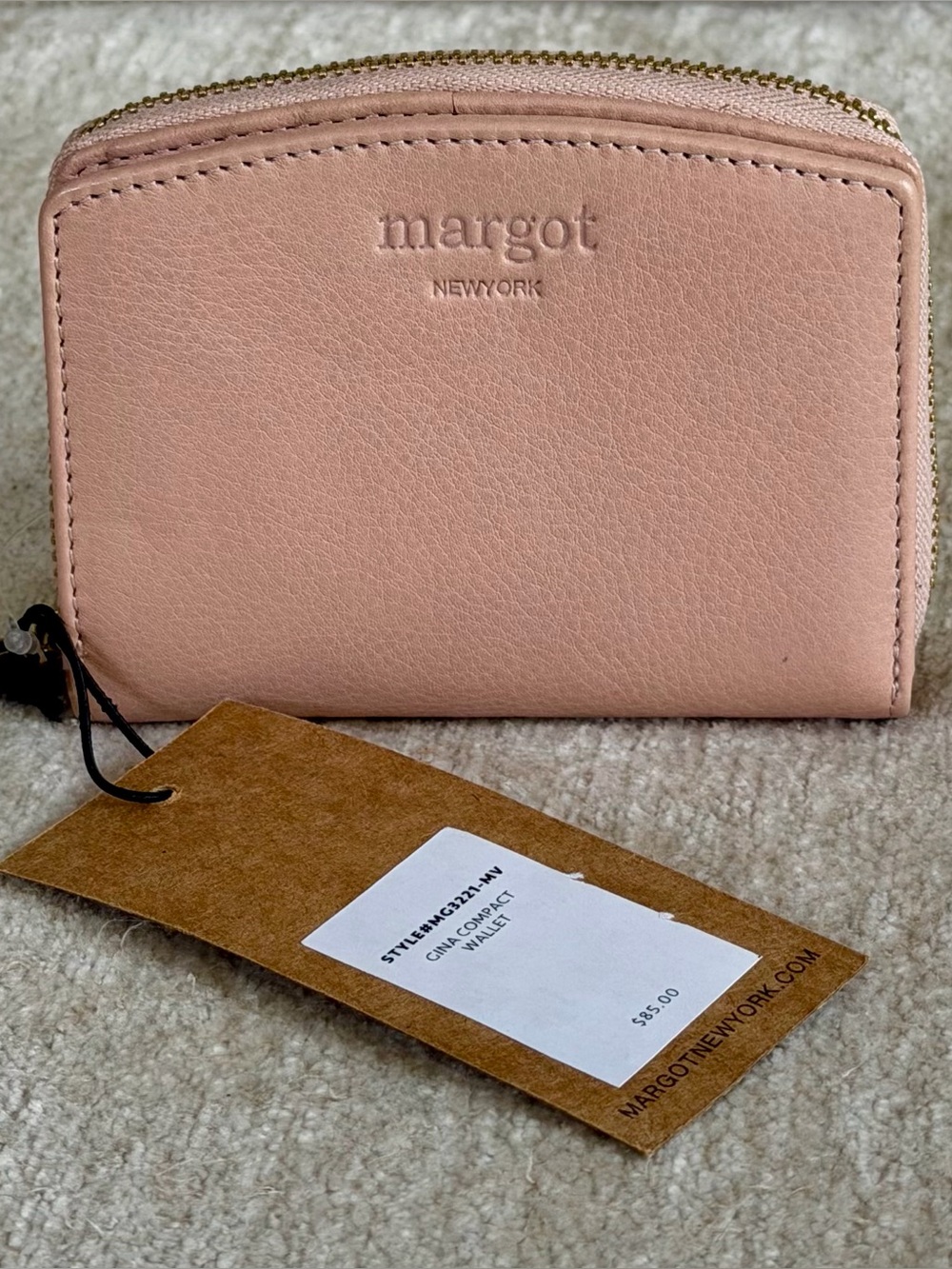 Margot New York Gina Compact Wallet Blush Pink 100% Leather Zip Wallet - Picture 2 of 10
